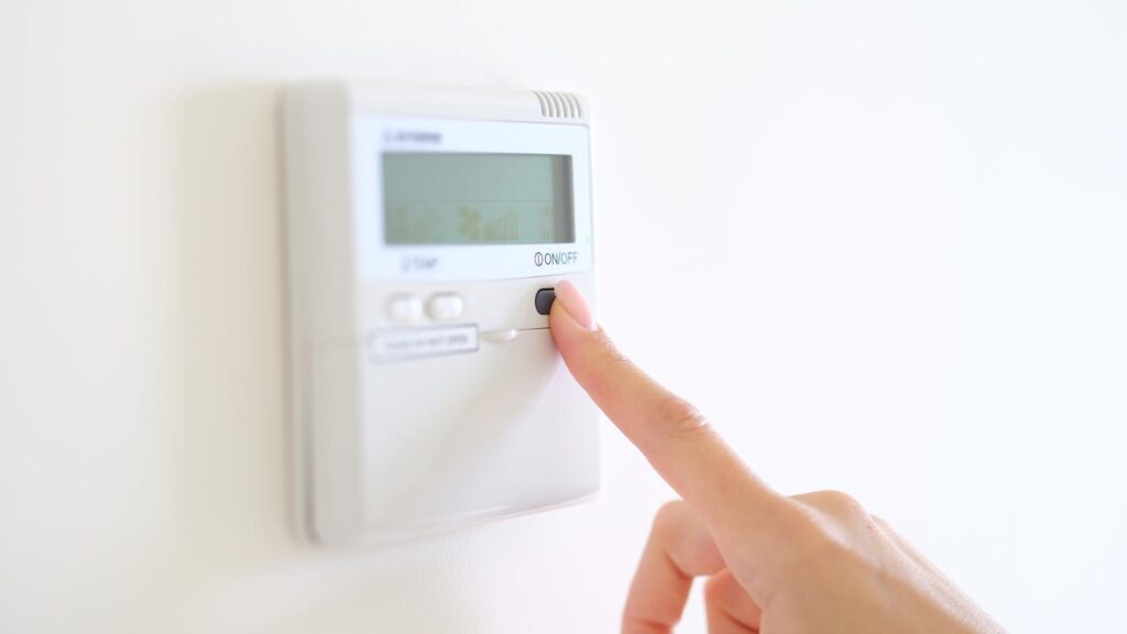 Tips from a Licensed Vancouver Electrician to Lower Your Electricity Bill