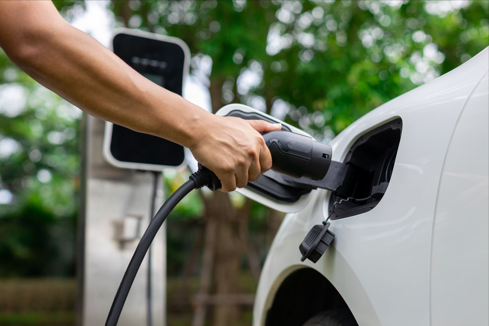 Choosing the Right EV Charger with mjr electric